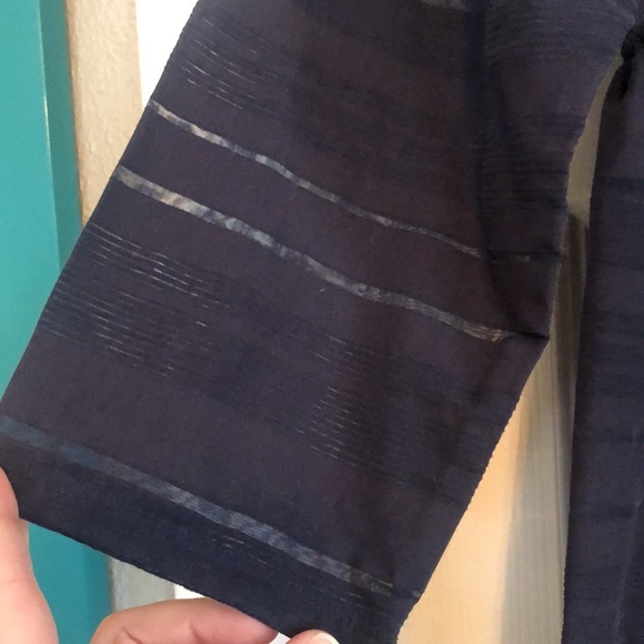 Gap Maternity sheer stripe top - Picture 6 of 6